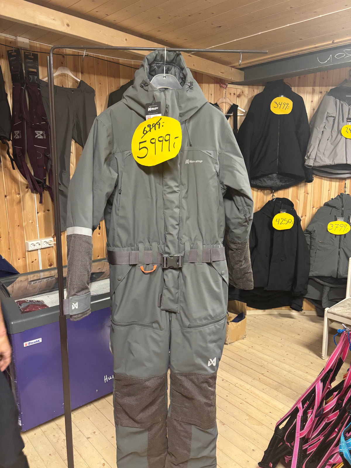 Trail suit