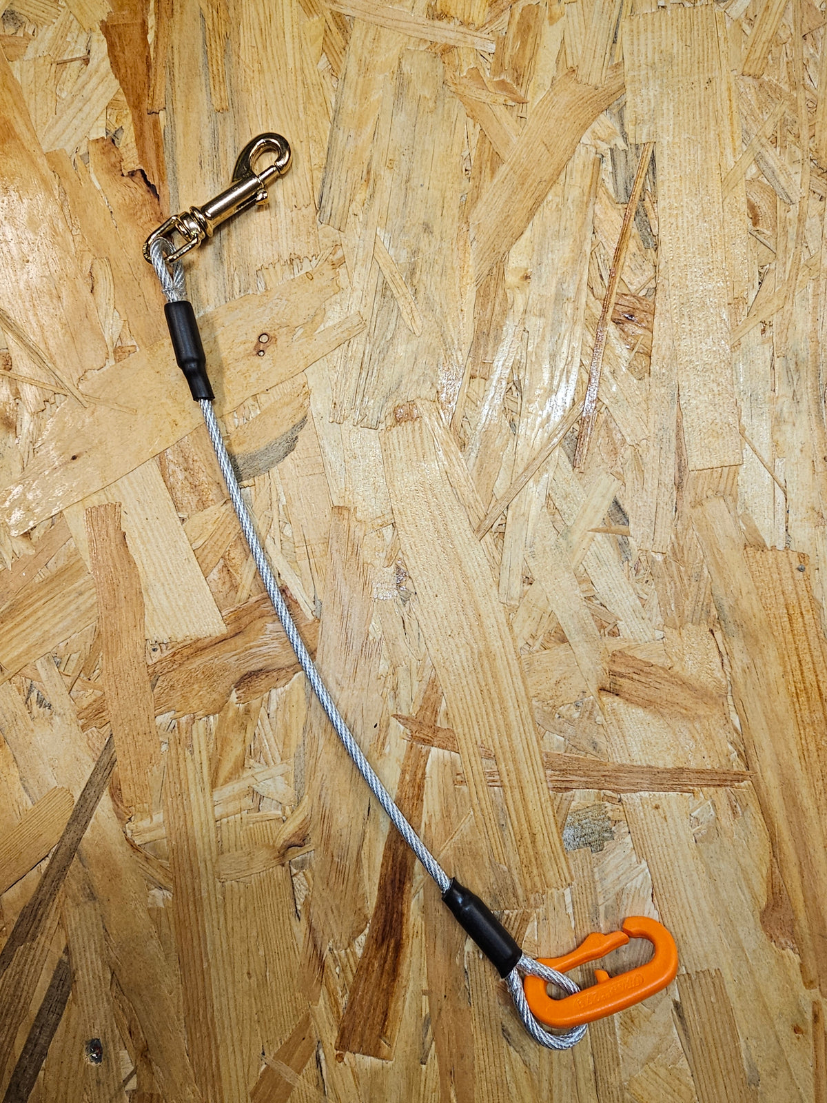 Nakkeline 2 mm plast/bronse