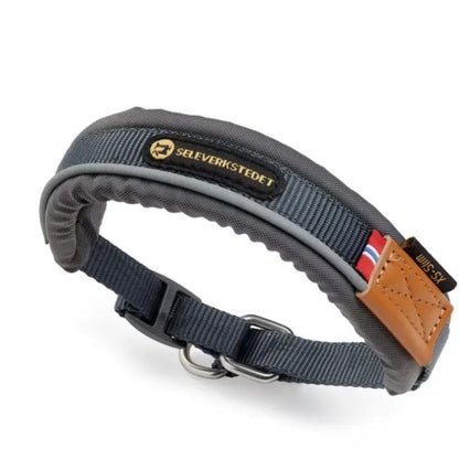 Seleverkstedet half-check dog collar in leather and fabric